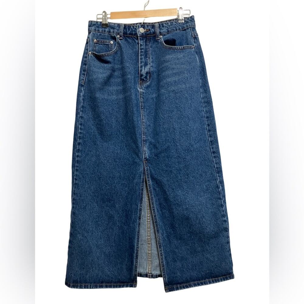 SHEIN Indigo Denim with Contrast Stitching Long With front slit size Medium